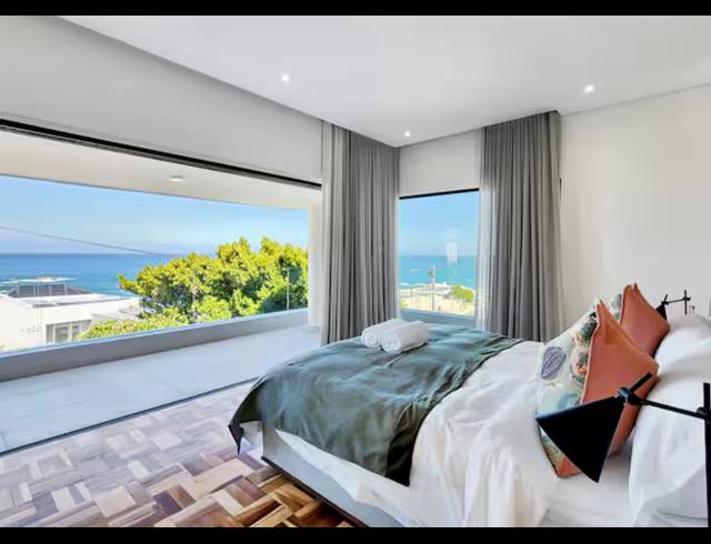 6 BEDROOM HOUSE TO LET IN CAMPS BAY